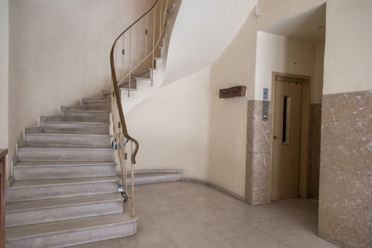 Darsiss 2 - Museum Apartment Atena Exterior foto